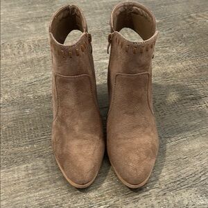Women's Tan Suede Ankle Boots
